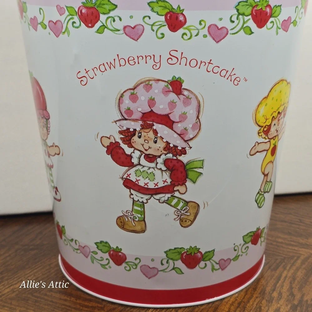 Strawberry Shortcake Wastebasket Vintage Trash Can Storage Basket Pink White 10